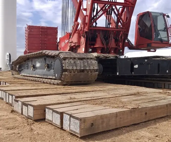 Safety first- Eucalyptus timber mats used for ground protection under heavy crane equipment
