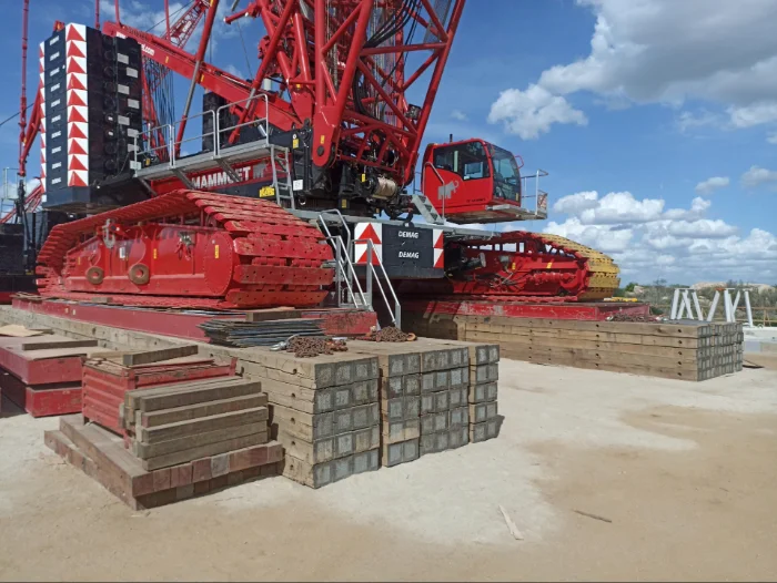 Crawler crane staging area with 30 month old Eucalyptus crane mat layers under 1000 ton crane